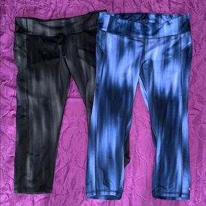 Black and Blue Tie-Dye Workout Capri Leggings